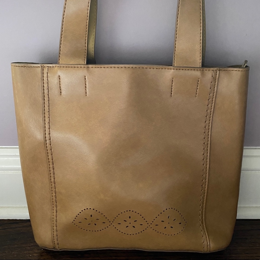 Mondani Tan Full Zip Tote/Purse, Nice Quality